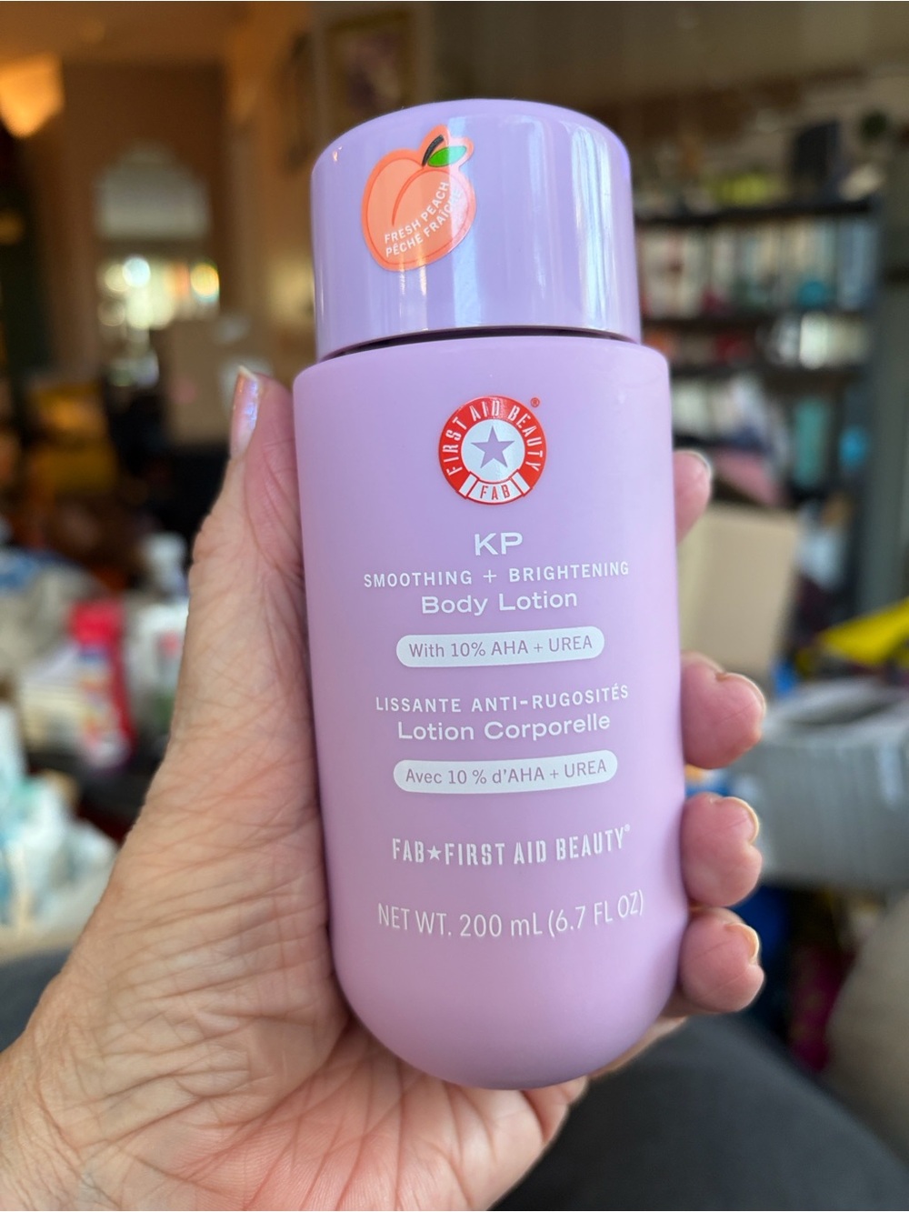 First Aid Beauty Lavender-Peach KP Smoothing + Brightening Body Lotion 200ml.